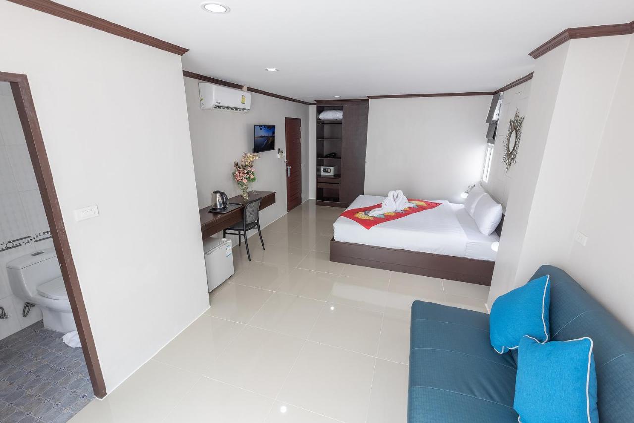 The Chic Patong Hotell Eksteriør bilde